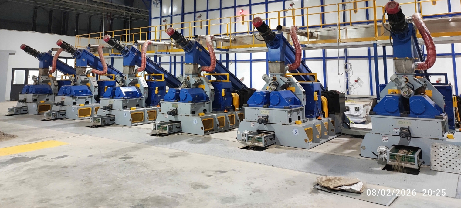 Định nghĩa lại máy ép viên trục ngang thế hệ mới